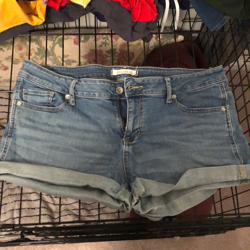 Bullhead jean shorts